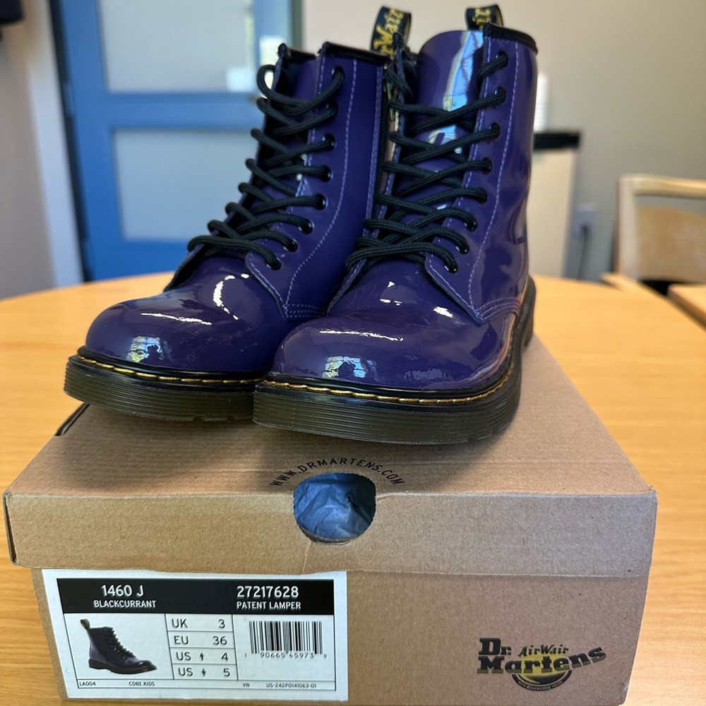 Junior 1460 Patent Leather Lace Up Boots